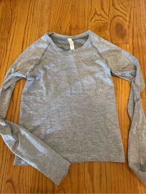 Lululemon Swiftly Tech Long Sleeve Heather Grey Size 4